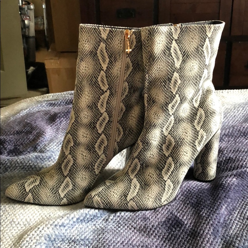 Snakeskin heeled booties size 11